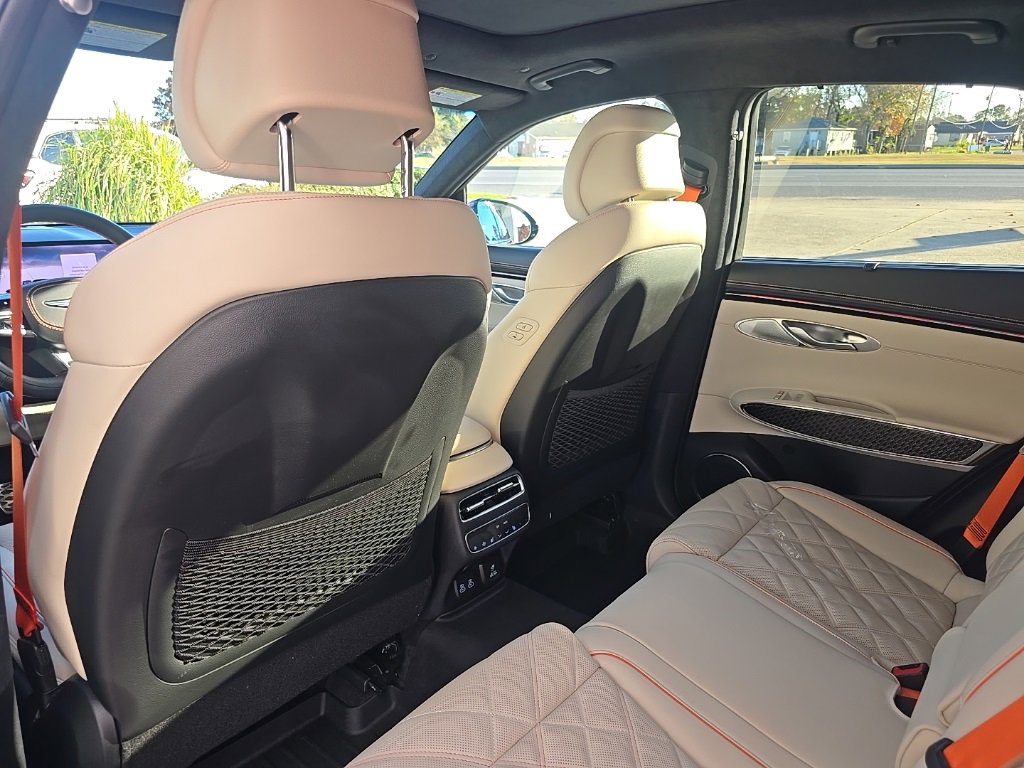 Used 2026 Genesis GV70 3.5T Sport Prestige image 37