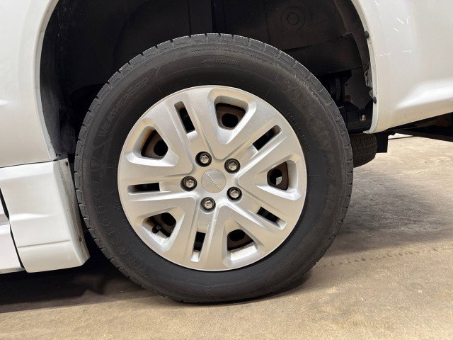 Used 2016 Dodge Grand Caravan SE w/ Quick Order Package 29E SE image 34