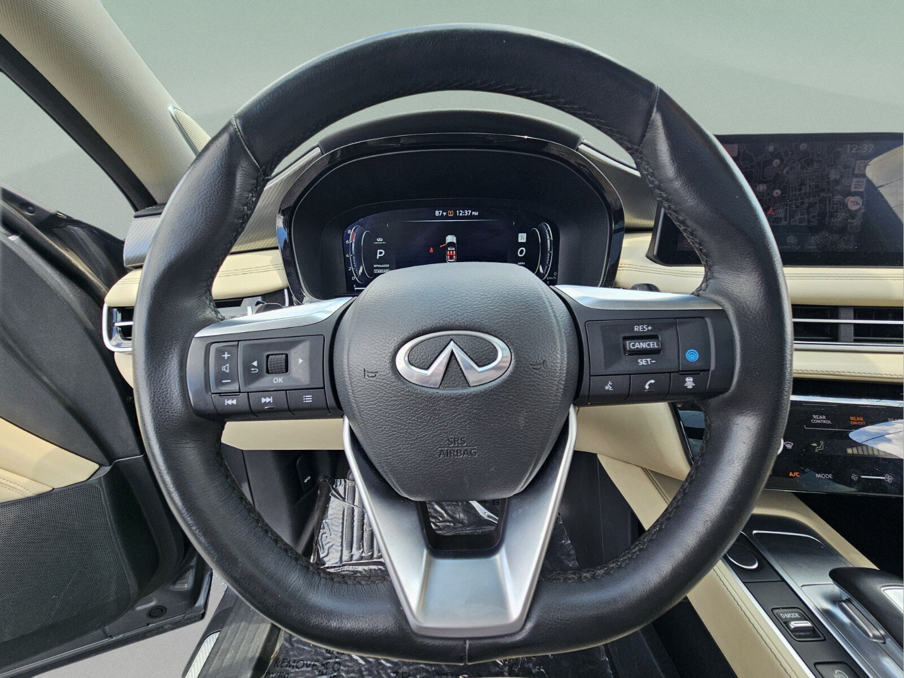 Used 2025 INFINITI QX60 Luxe w/ Vision Package FWD image 23