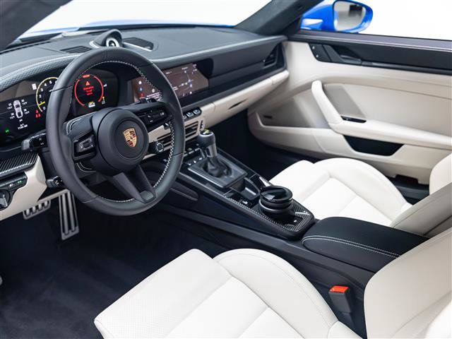 Used 2026 Porsche 911 GT3 RWD image 4