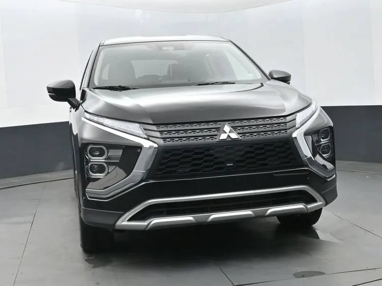 Used 2024 Mitsubishi Eclipse Cross SE AWD/4WD image 3