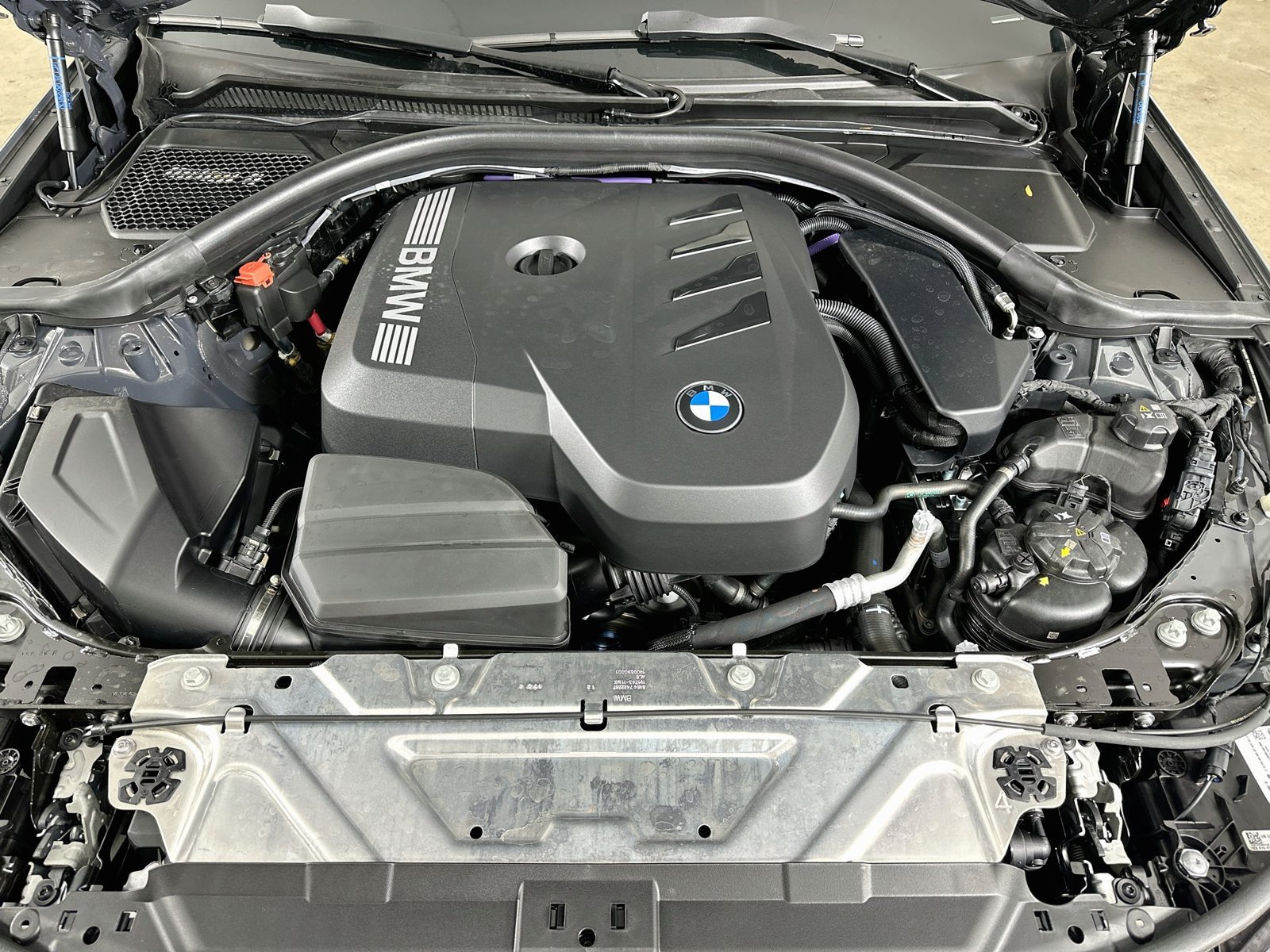 New 2026 BMW 330i xDrive Sedan w/ Premium Package AWD/4WD image 13