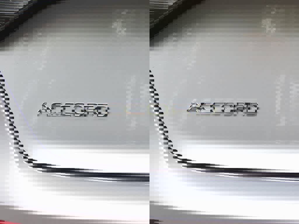 New 2025 Honda Accord Touring image 7