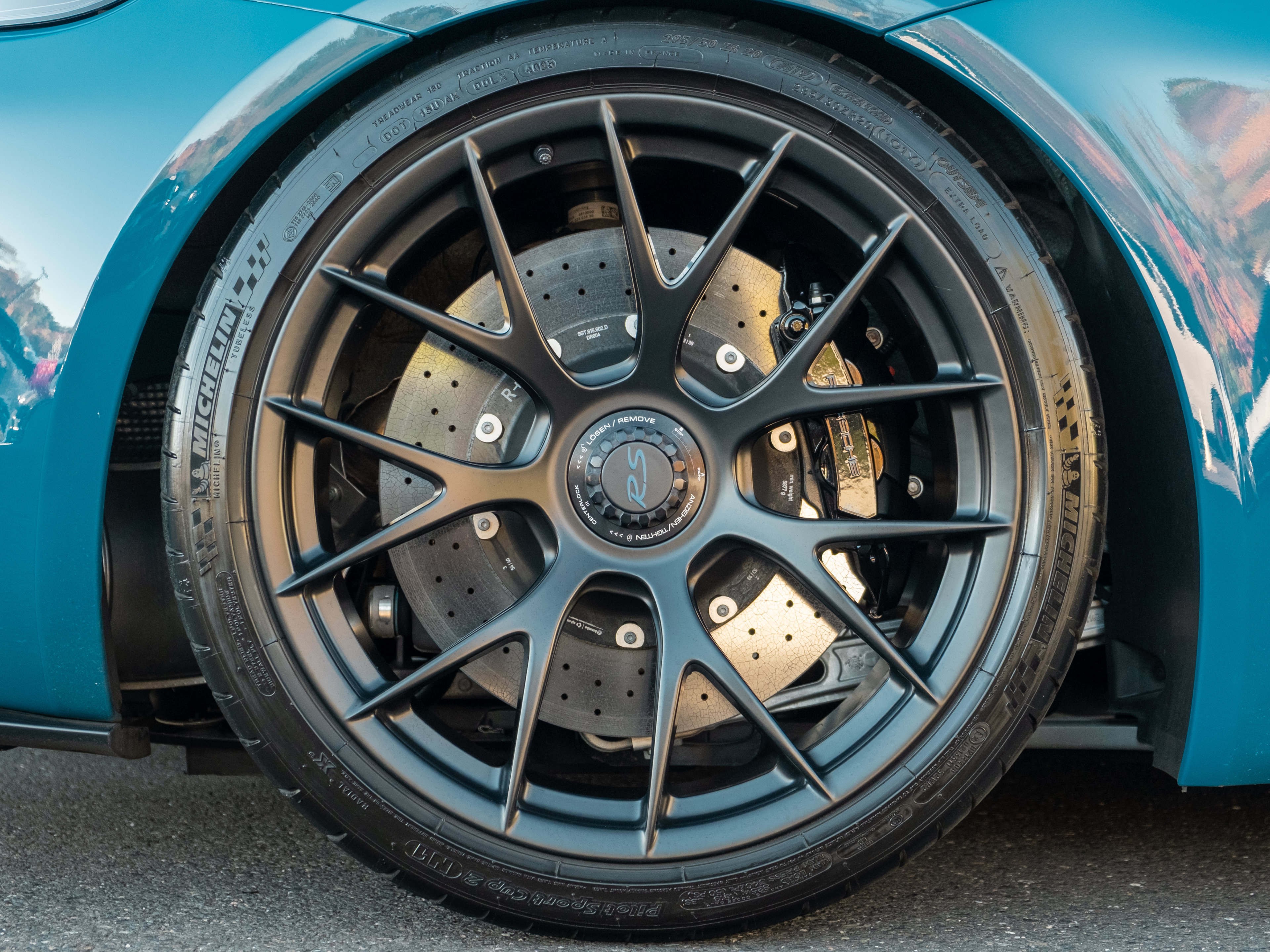 Certified 2024 Porsche 718 Boxster Spyder RS RWD image 14