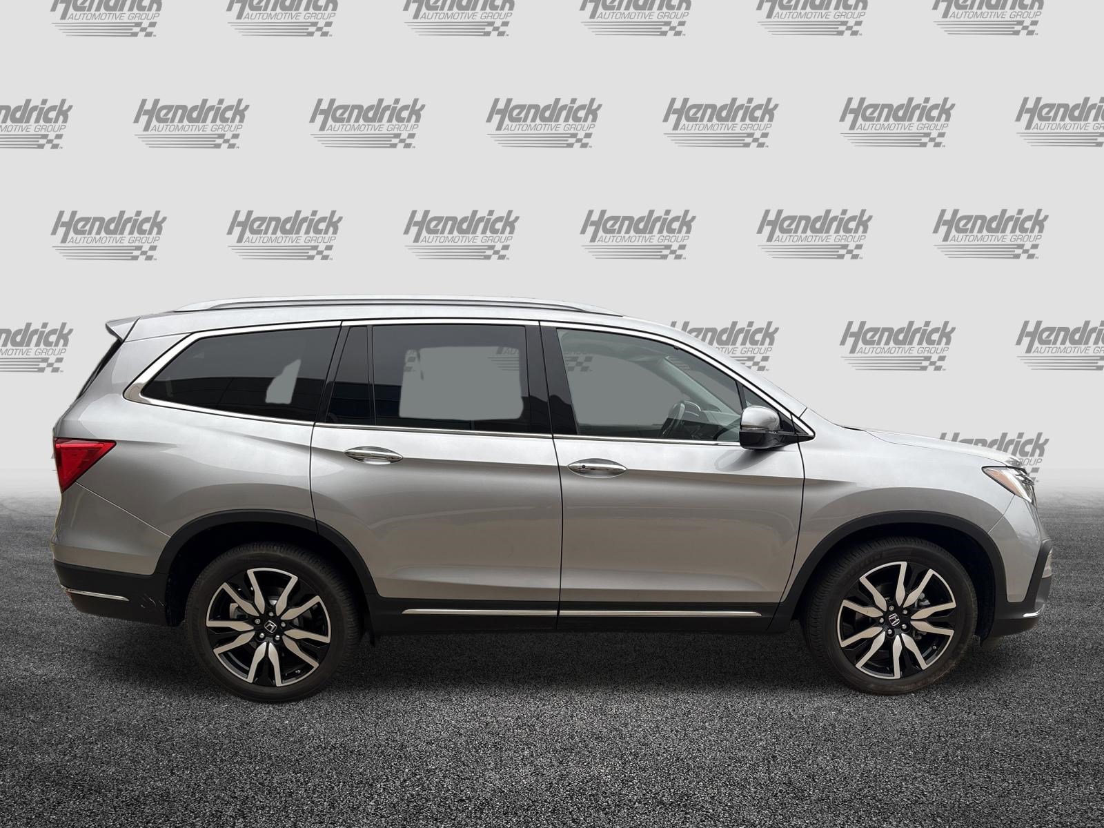 Used 2021 Honda Pilot Touring image 11