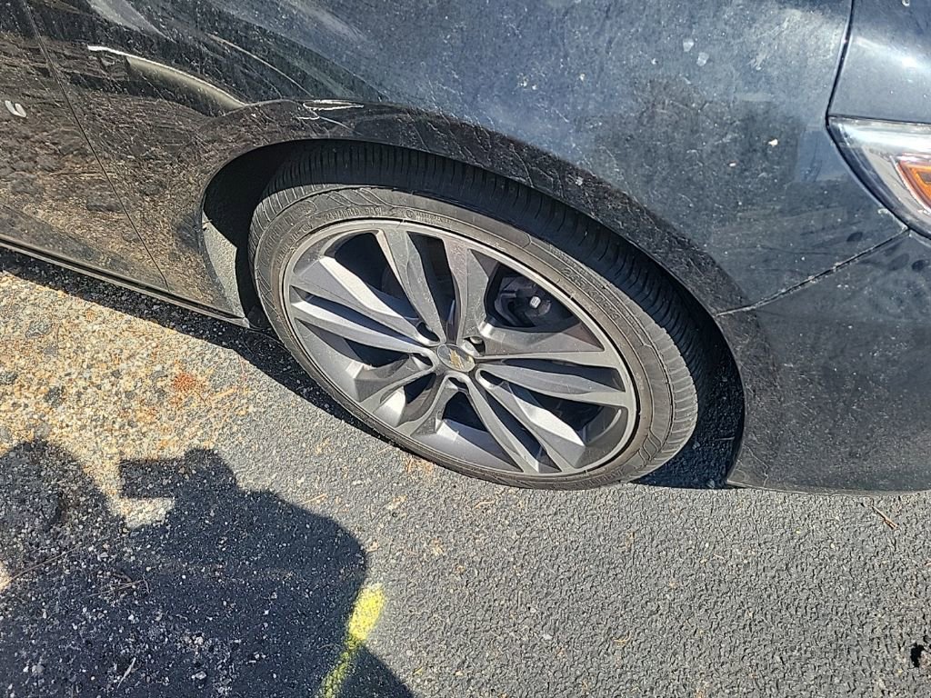 Used 2022 Chevrolet Malibu LT image 13