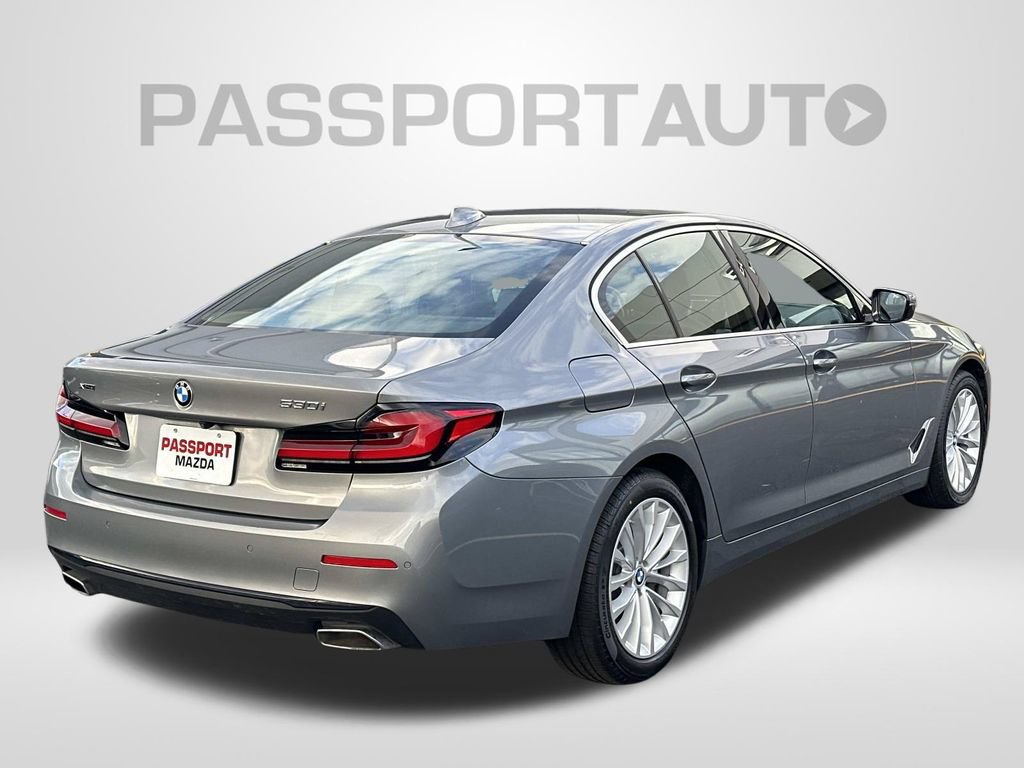 Used 2023 BMW 530i xDrive w/ Premium Package AWD/4WD image 5