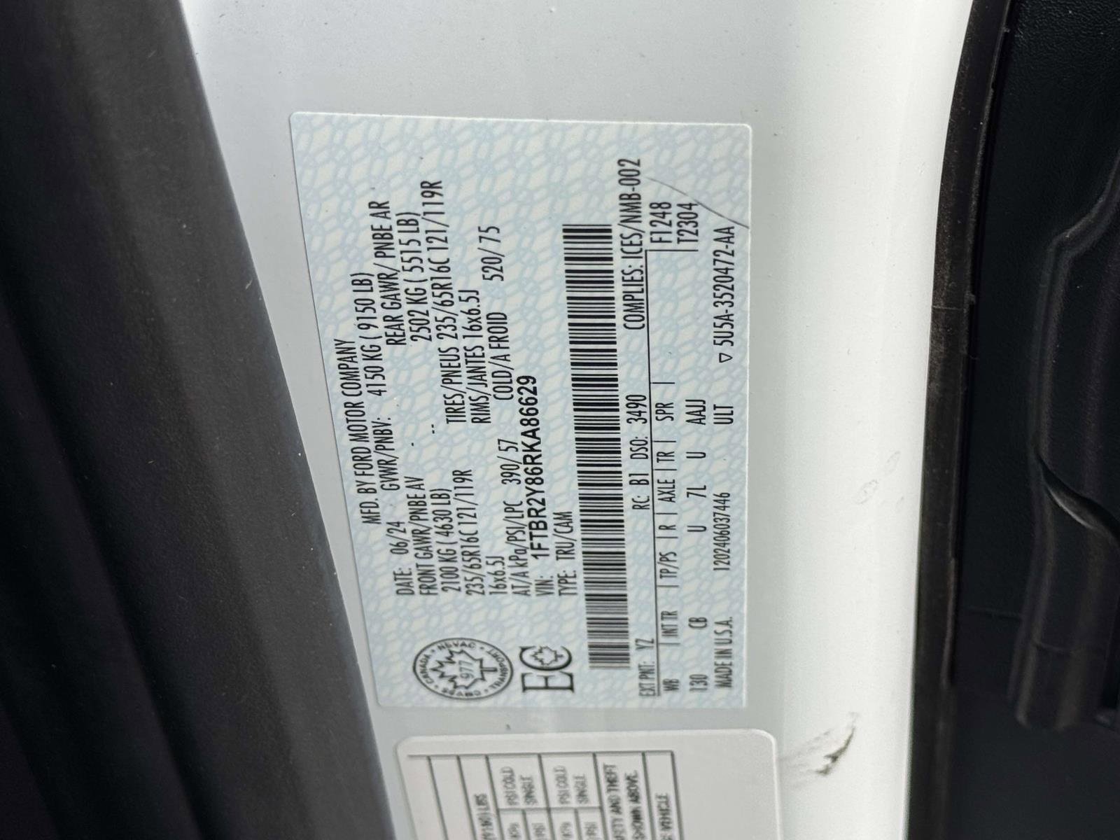 Used 2024 Ford Transit 250 Low Roof AWD w/ Exterior Upgrade Package image 28