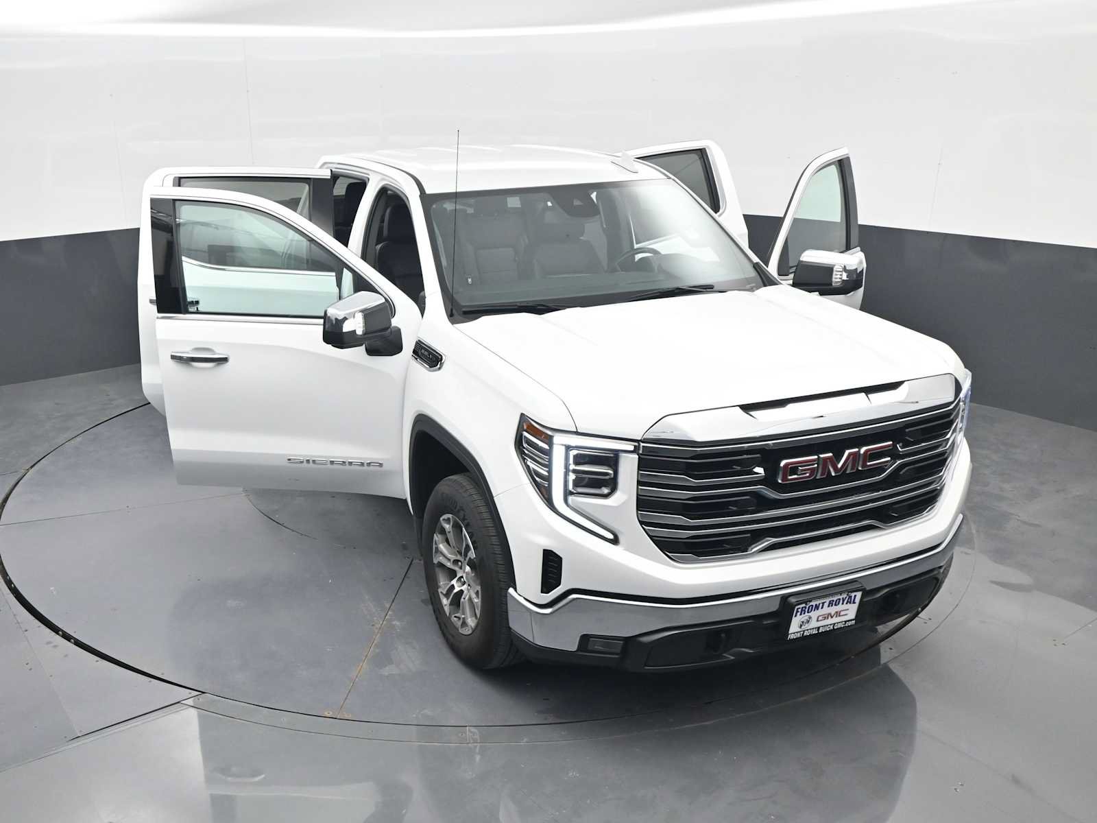 Used 2025 GMC Sierra 1500 SLT AWD/4WD image 52