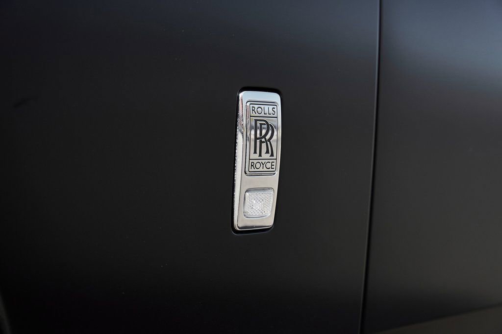 Used 2025 Rolls-Royce Phantom Sedan RWD image 11