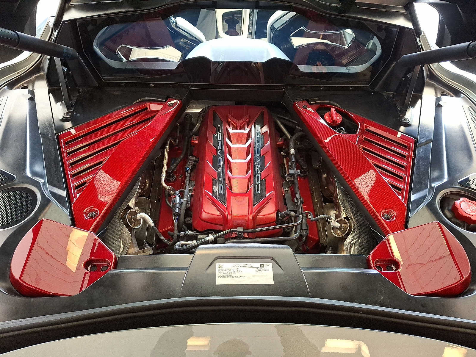 Used 2024 Chevrolet Corvette Stingray Preferred Cpe w/ Battery Protection Package RWD image 27