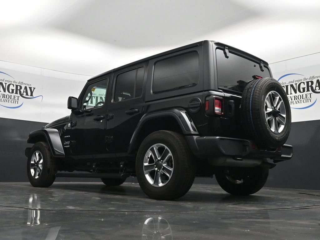 Used 2021 Jeep Wrangler Unlimited Sahara AWD/4WD image 30