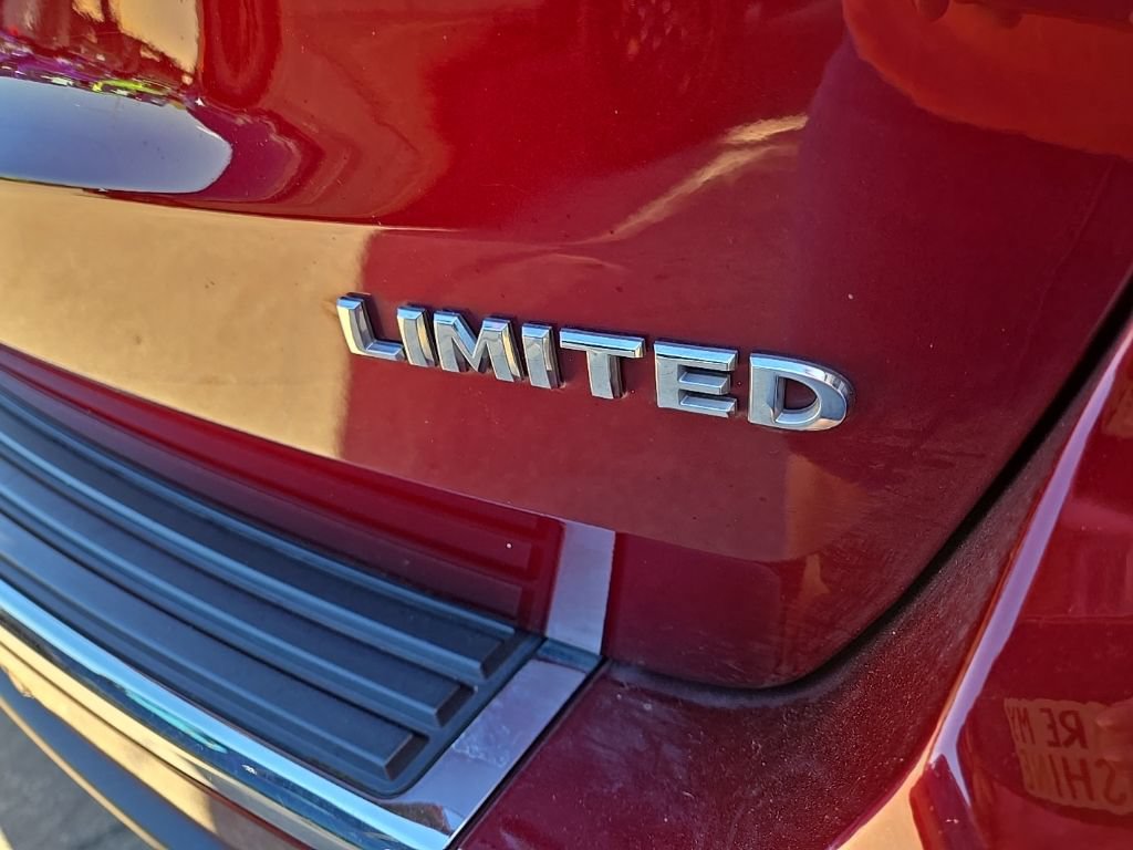 Used 2018 Jeep Grand Cherokee Limited AWD/4WD image 21
