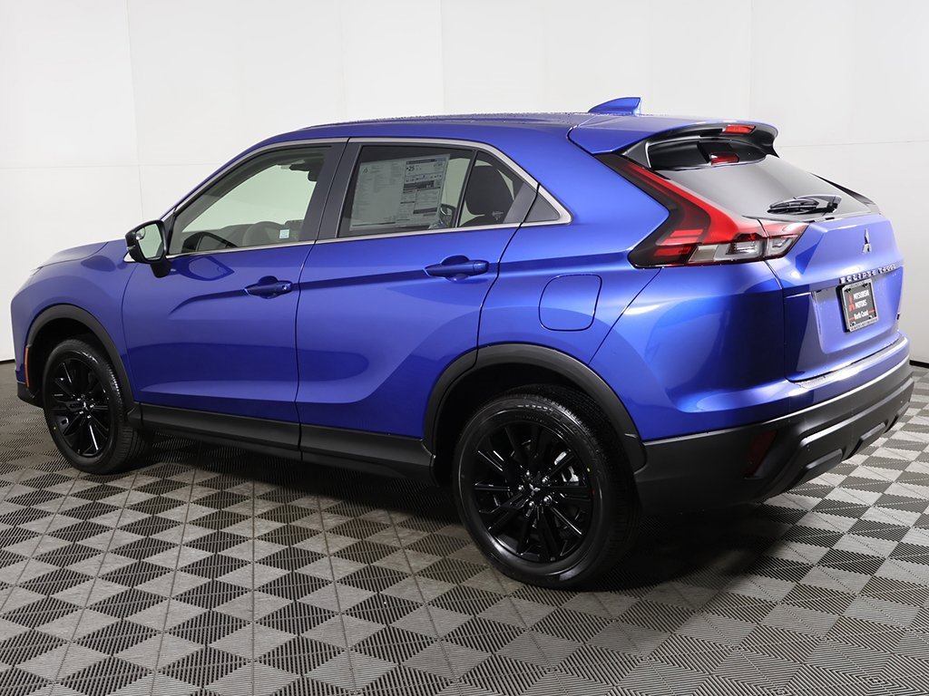 New 2025 Mitsubishi Eclipse Cross LE image 11