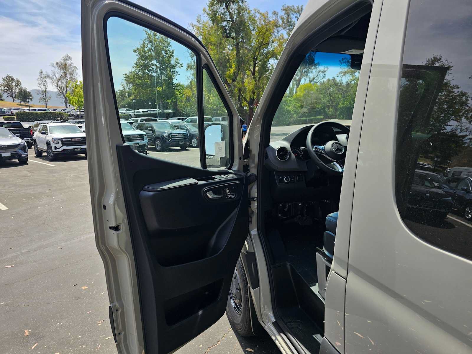 New 2026 Mercedes-Benz Sprinter 2500 image 20