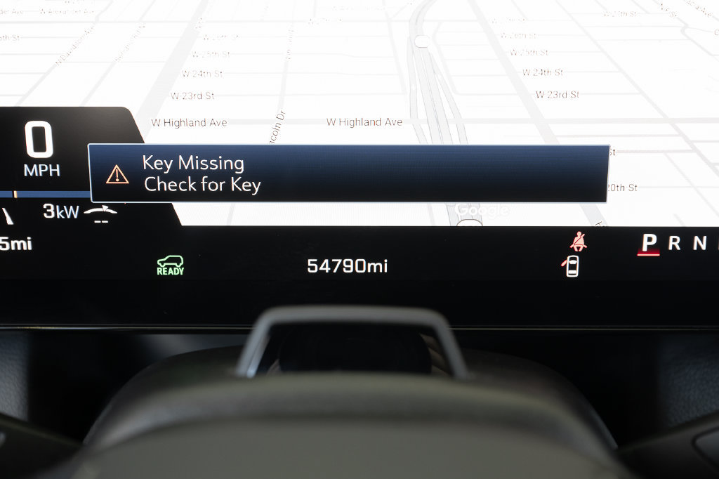 Used 2024 Chevrolet Equinox EV RS FWD image 24