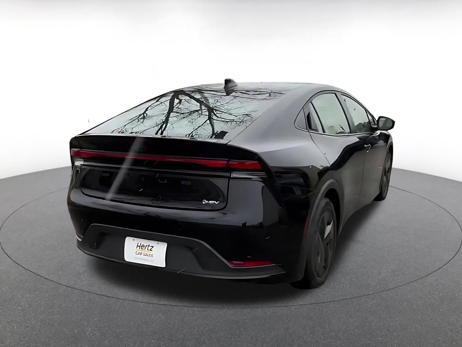 Used 2025 Toyota Prius LE image 15