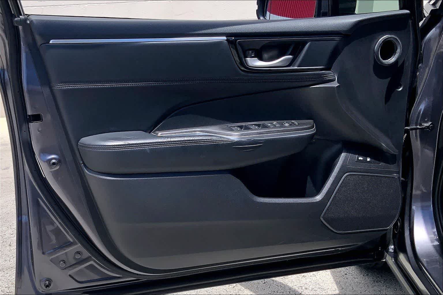 Used 2018 Honda Clarity Plug-In Hybrid image 27