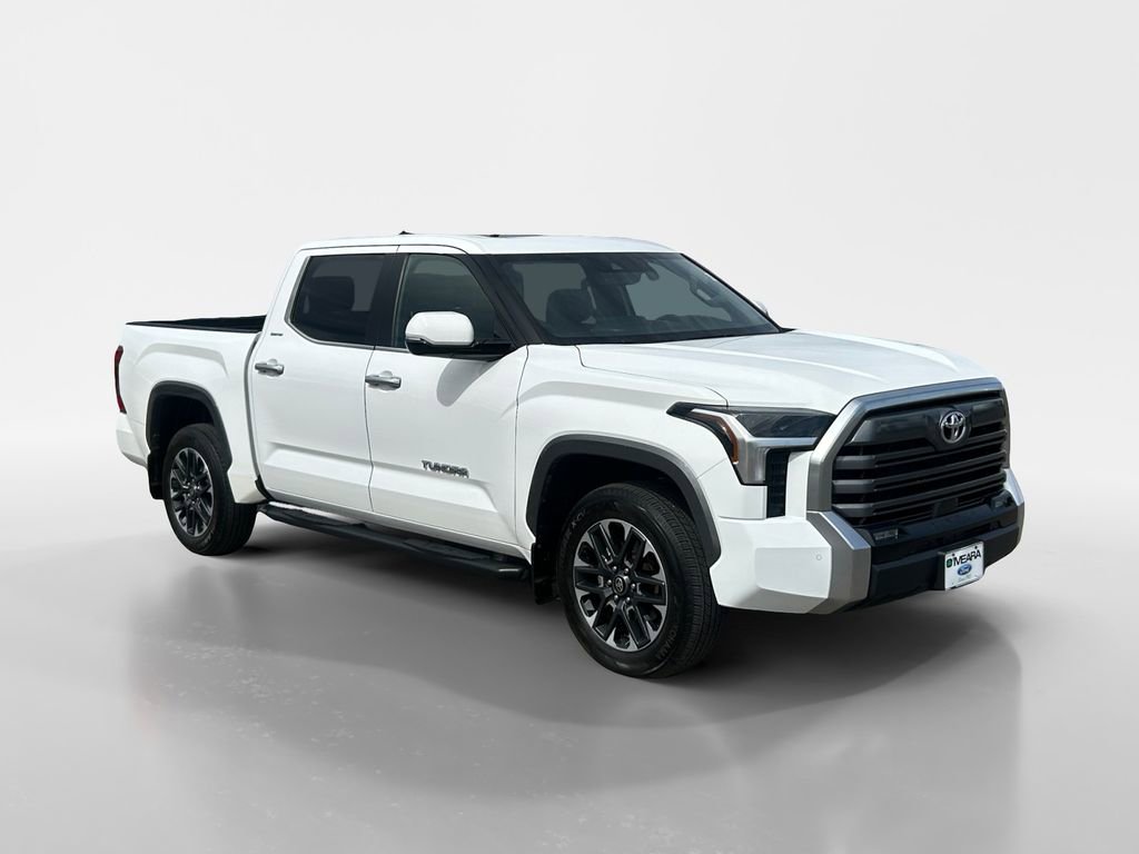 Used 2025 Toyota Tundra Limited w/ Power Package image 9