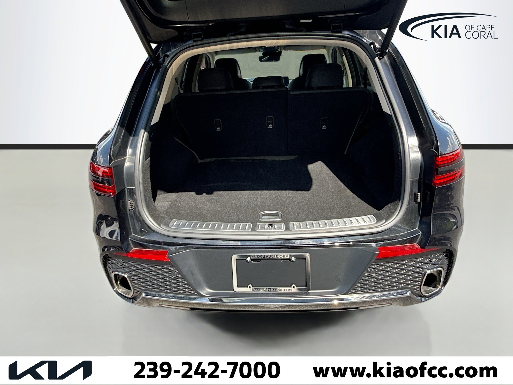 Used 2025 Genesis GV70 2.5T image 12