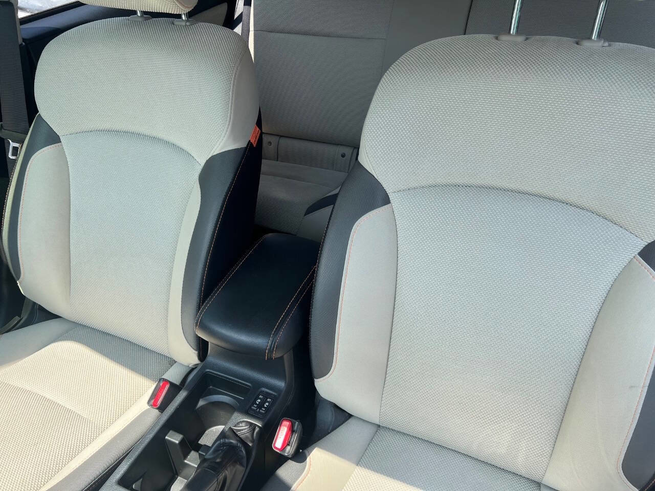 Used 2017 Subaru Crosstrek 2.0i Premium image 13