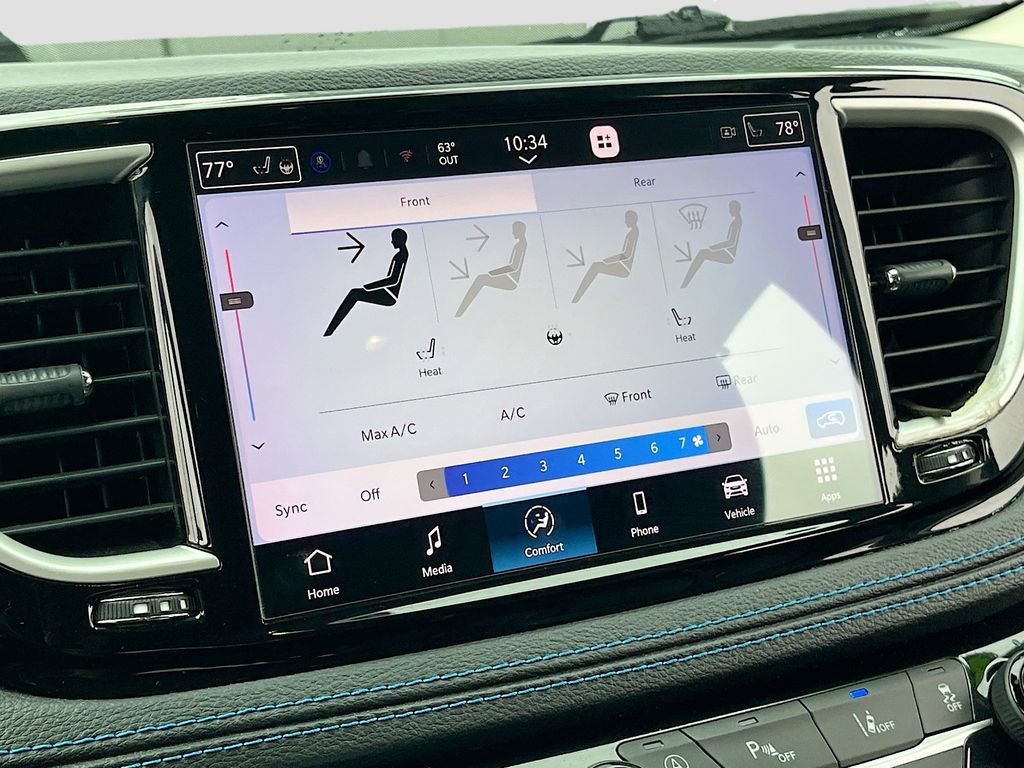 Certified 2021 Chrysler Pacifica Touring-L w/ Uconnect Theater Family Group image 19