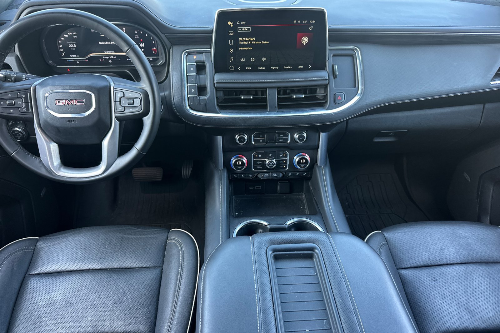 Used 2024 GMC Yukon XL SLT w/ SLT Luxury Package AWD/4WD image 15