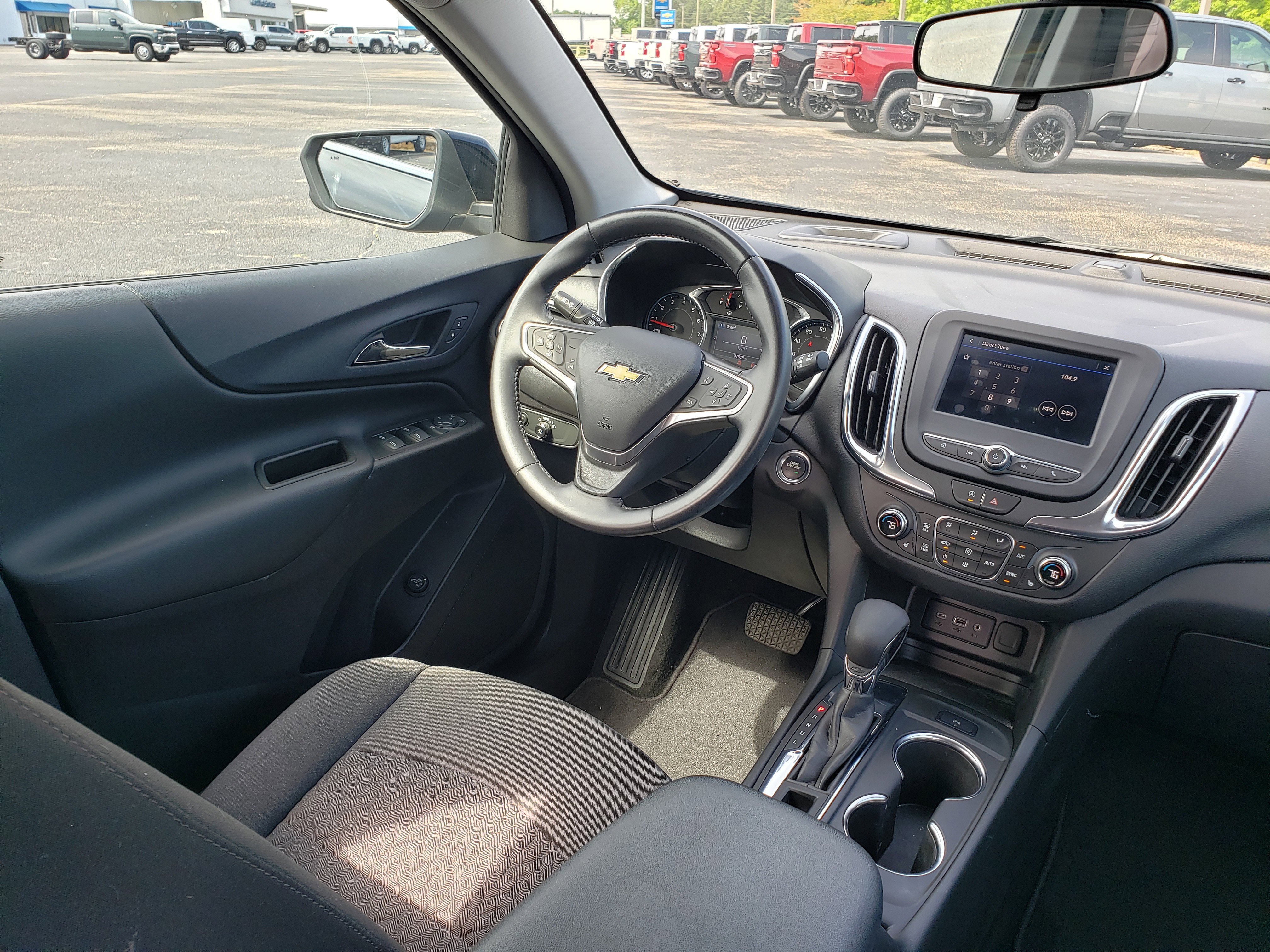 Used 2022 Chevrolet Equinox LT w/ Driver Convenience Package FWD image 35