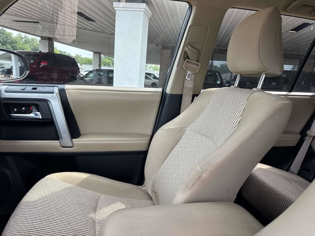 Used 2016 Toyota 4Runner SR5 RWD image 36