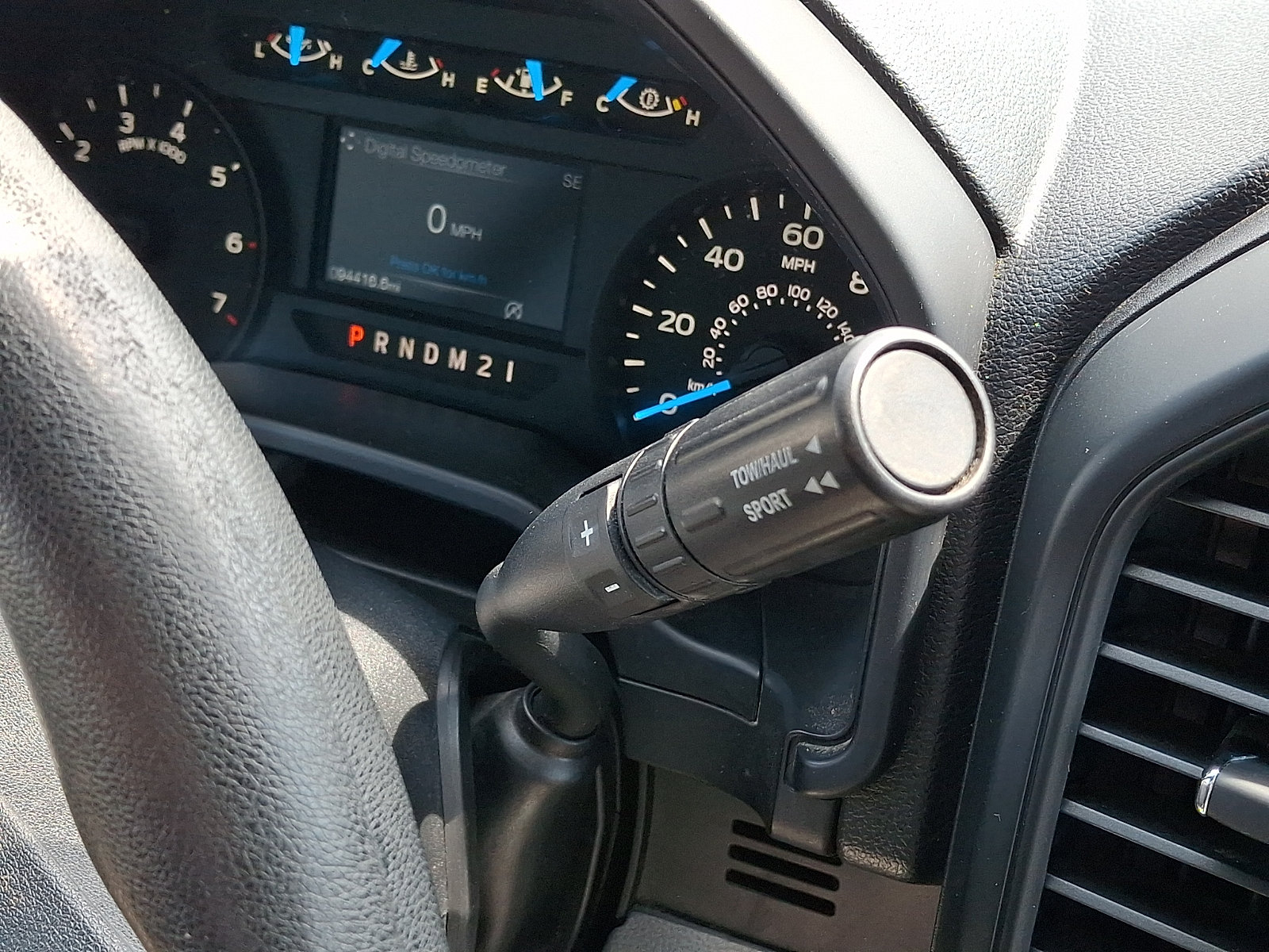 Used 2016 Ford F150 XL w/ Equipment Group 101A Mid AWD/4WD image 13