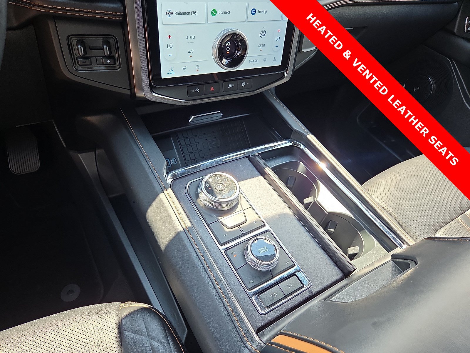 Used 2024 Ford Expedition Platinum AWD/4WD image 25