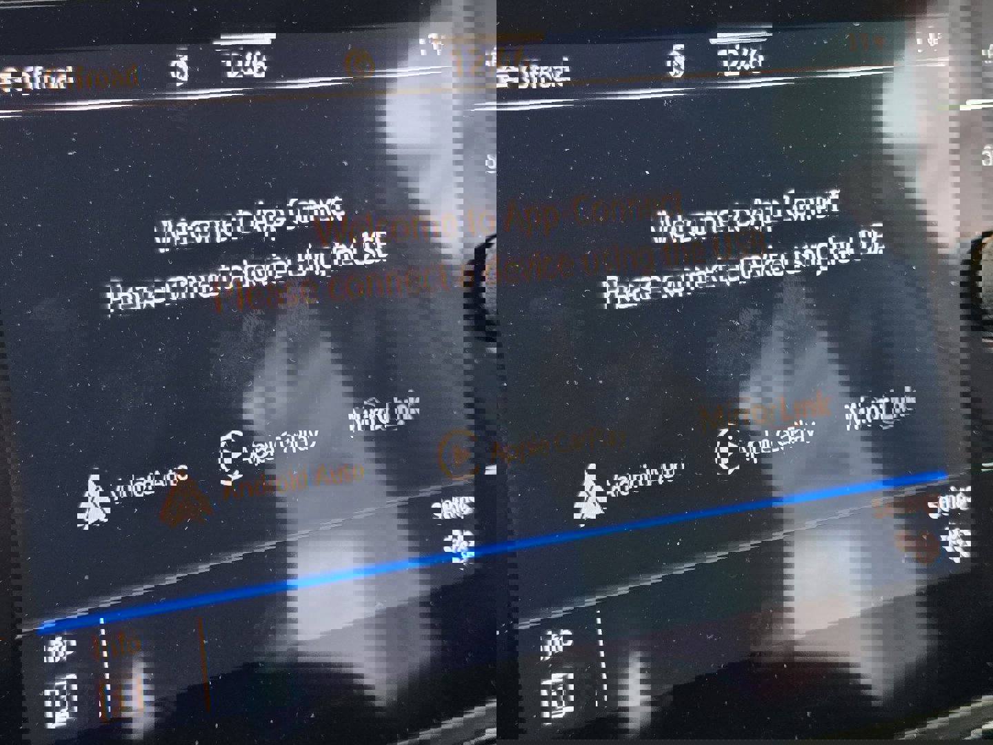 Used 2023 Volkswagen Atlas SE image 6