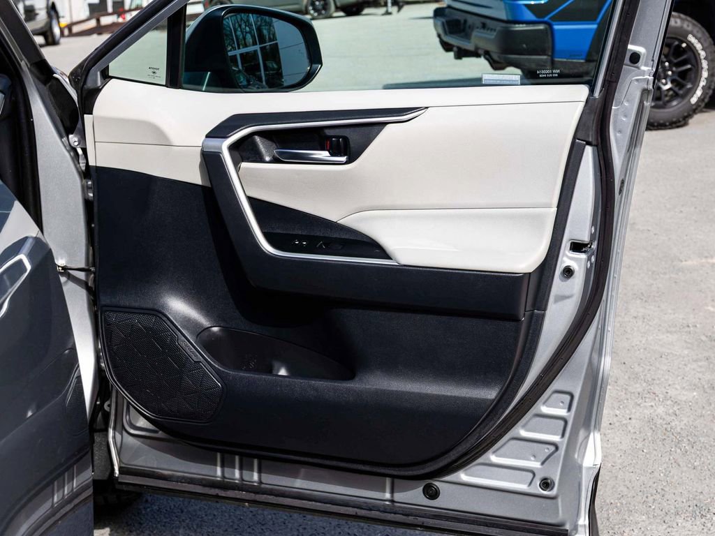 Used 2019 Toyota RAV4 XLE w/ All Weather Liner Package image 13
