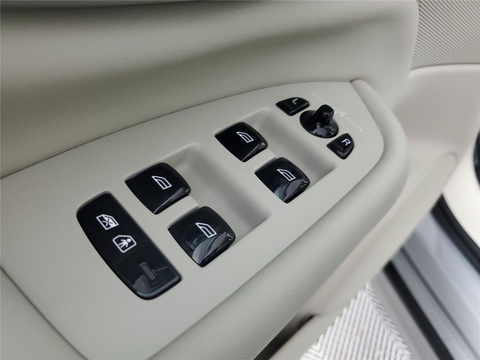 Certified 2026 Volvo XC90 B6 Ultra AWD/4WD image 20