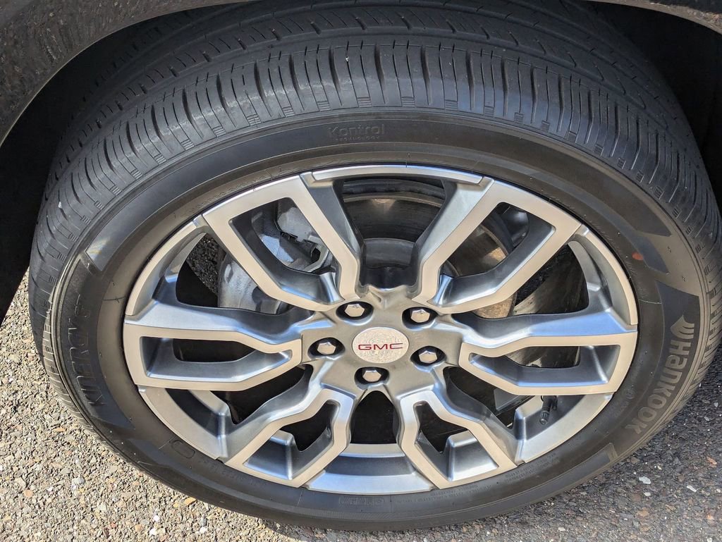 Used 2022 GMC Terrain Denali image 29