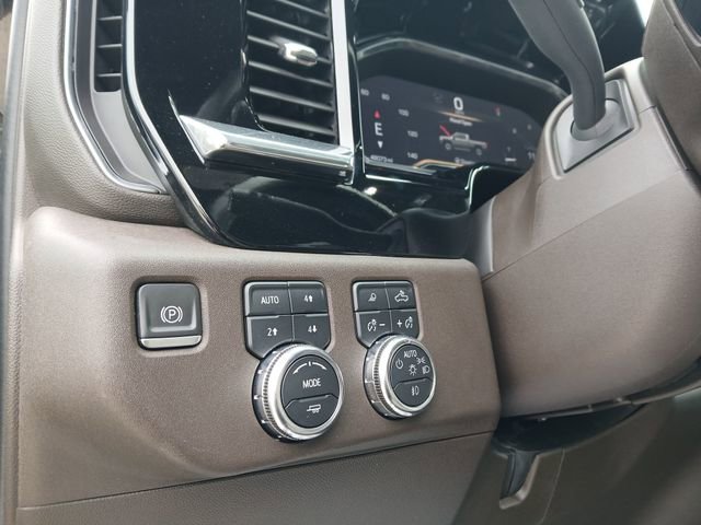 Certified 2024 GMC Sierra 3500 SLT w/ SLT Premium Package AWD/4WD image 28