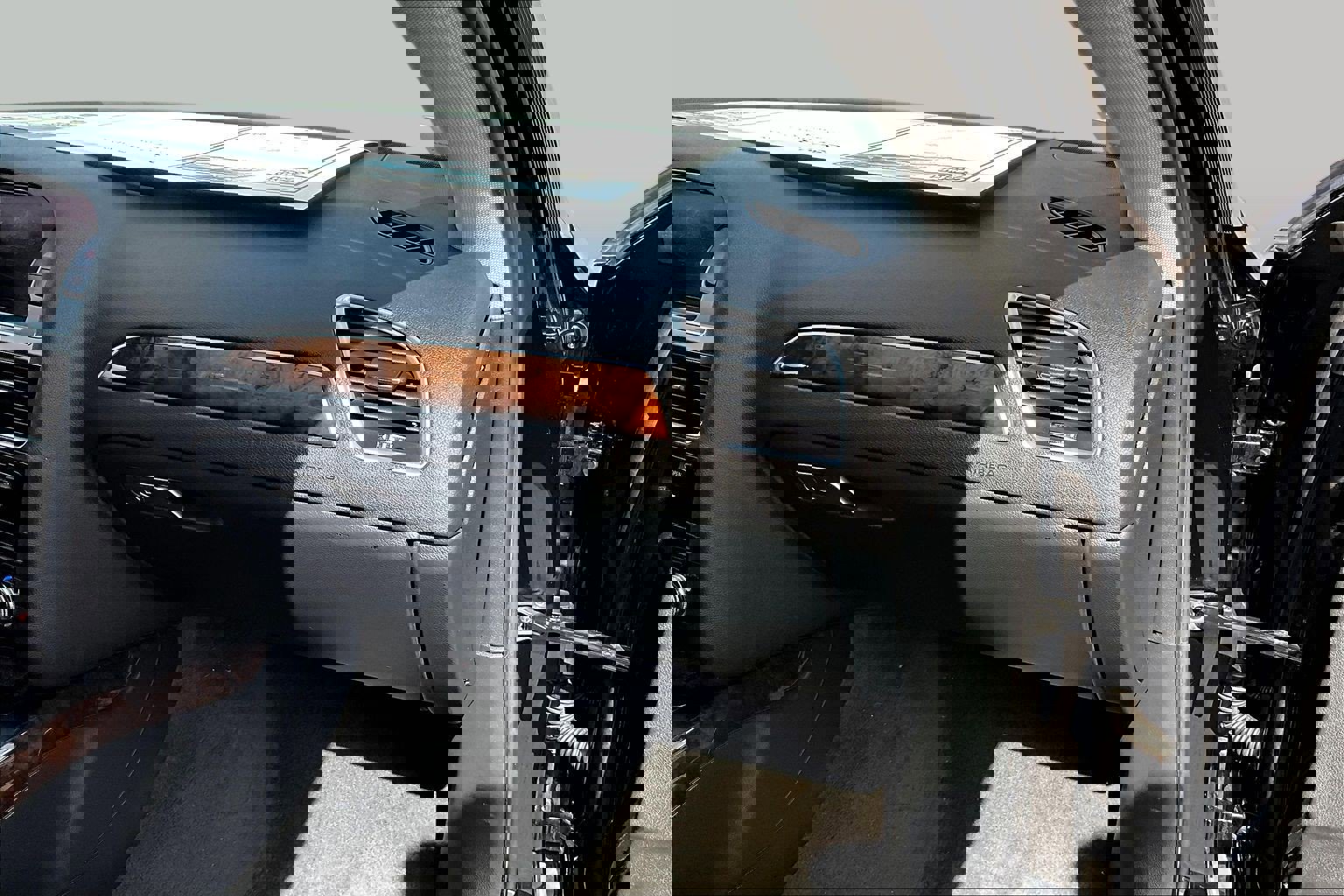 Used 2015 Audi A4 2.0T Premium Plus w/ Technology Package FWD image 15