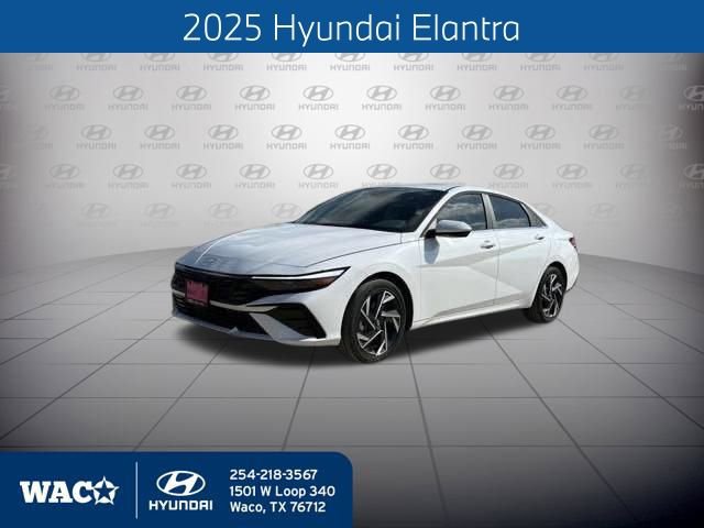 Used 2025 Hyundai Elantra Sport image 1