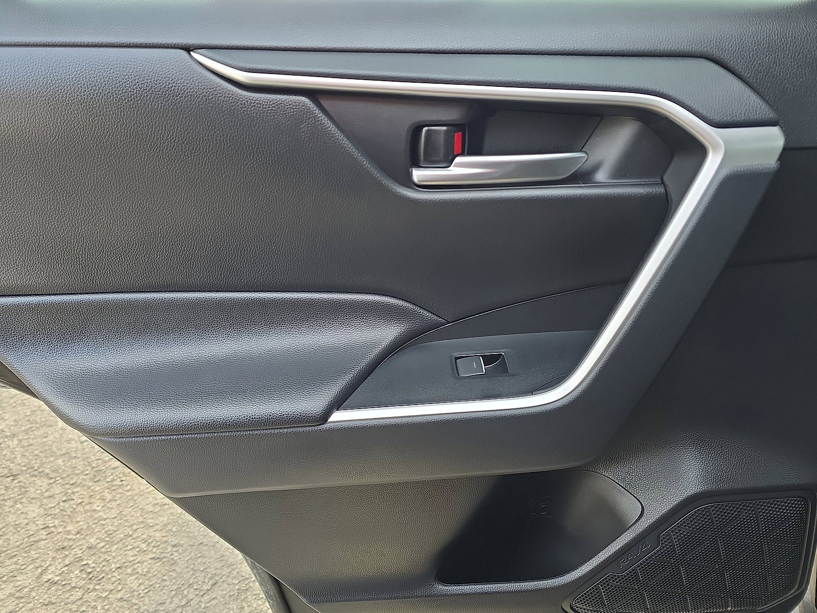 Used 2024 Toyota RAV4 AWD Hybrid image 26