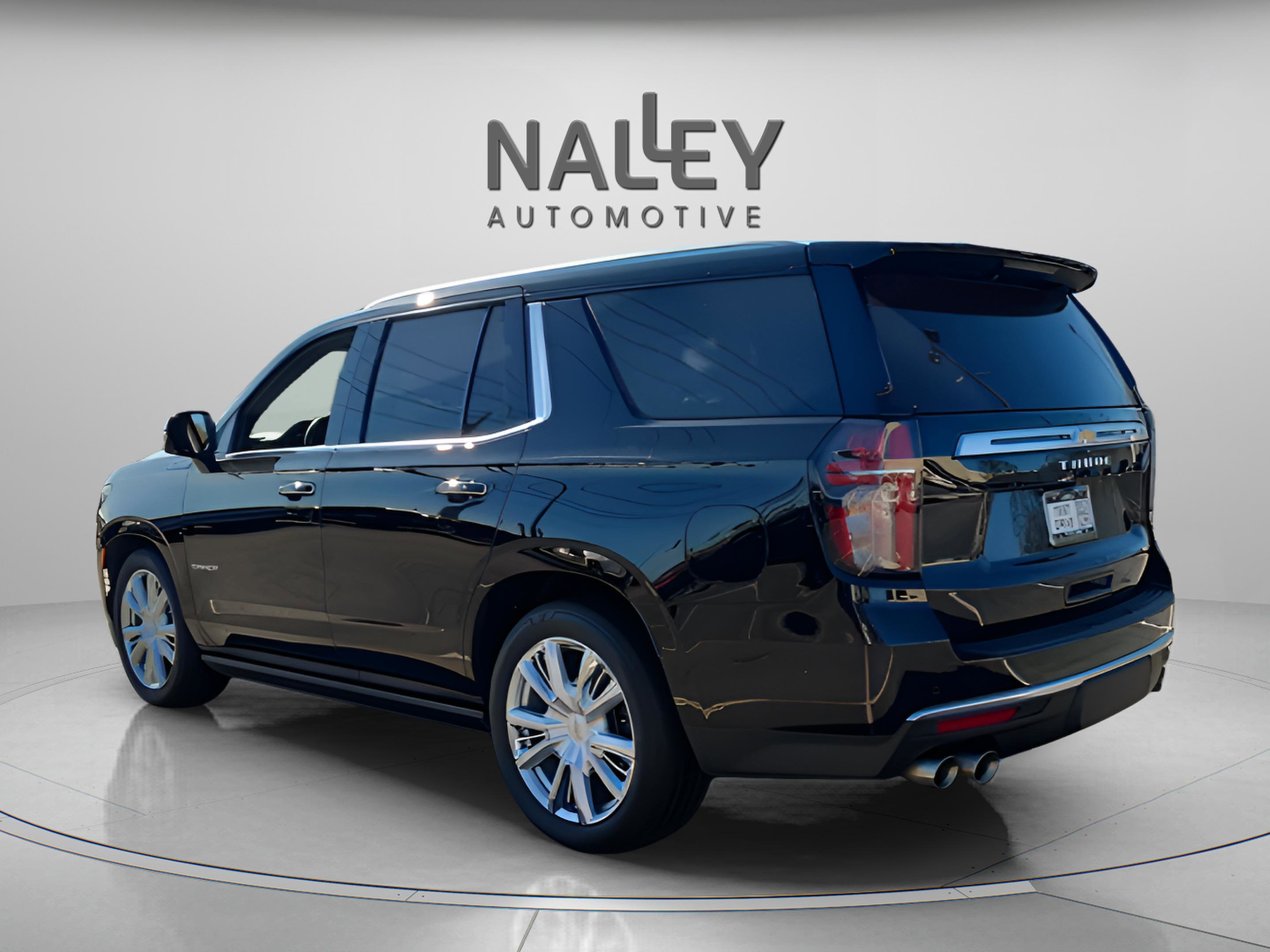 Used 2023 Chevrolet Tahoe High Country image 4