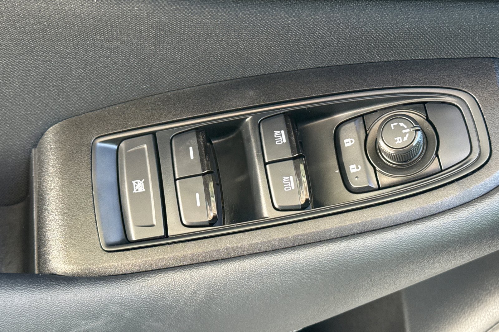 Used 2024 Subaru Legacy AWD/4WD image 18