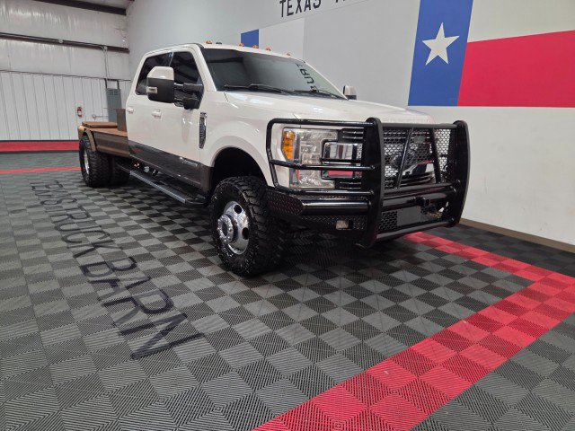 Used 2017 Ford F350 Lariat w/ Lariat Value Package AWD/4WD image 15