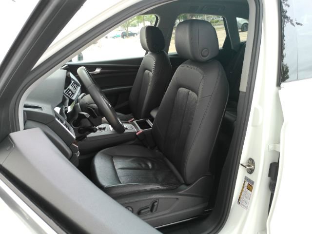 Used 2020 Audi Q5 2.0T Premium image 14