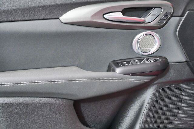 New 2026 Alfa Romeo Tonale w/ Active Assist Package AWD/4WD image 8