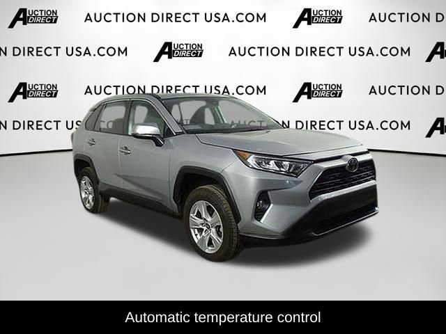Used 2021 Toyota RAV4 XLE image 2