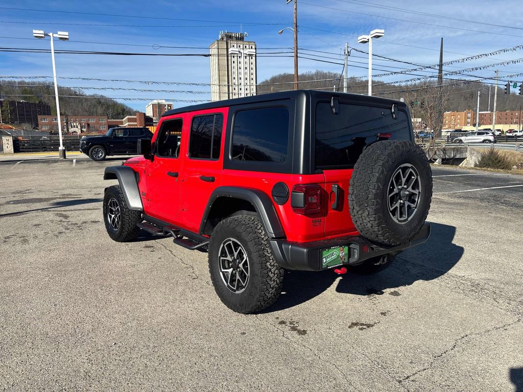 Used 2024 Jeep Wrangler Unlimited Rubicon video 3