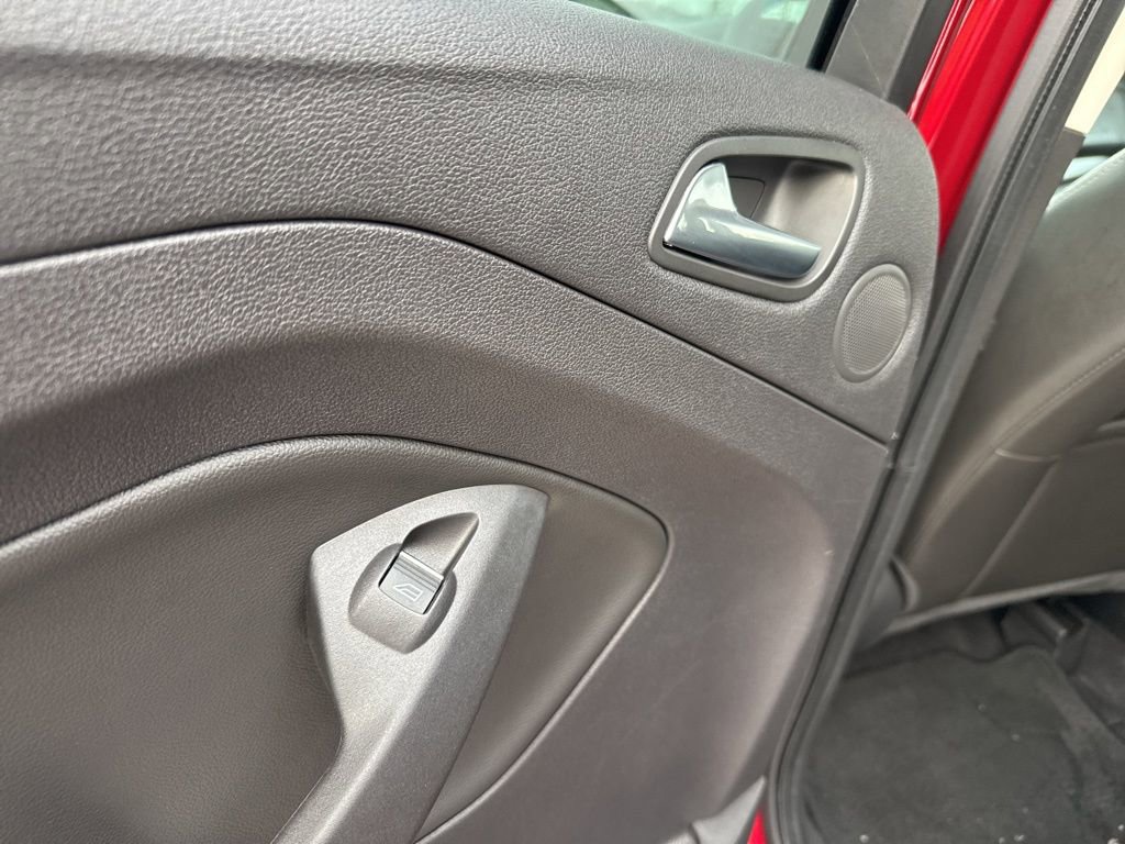 Used 2014 Ford Escape SE w/ Equipment Group 201A image 32