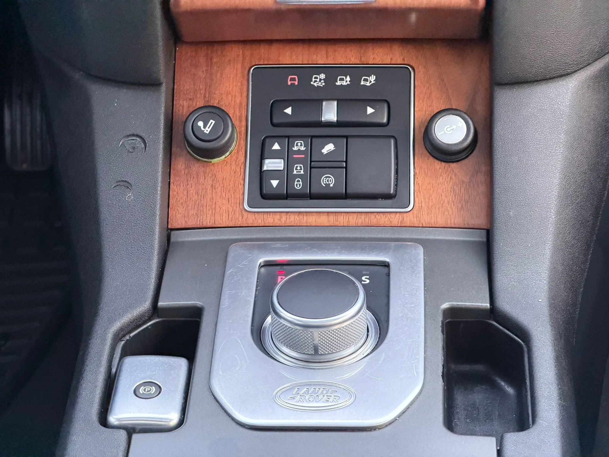 Used 2015 Land Rover LR4 HSE AWD/4WD image 20