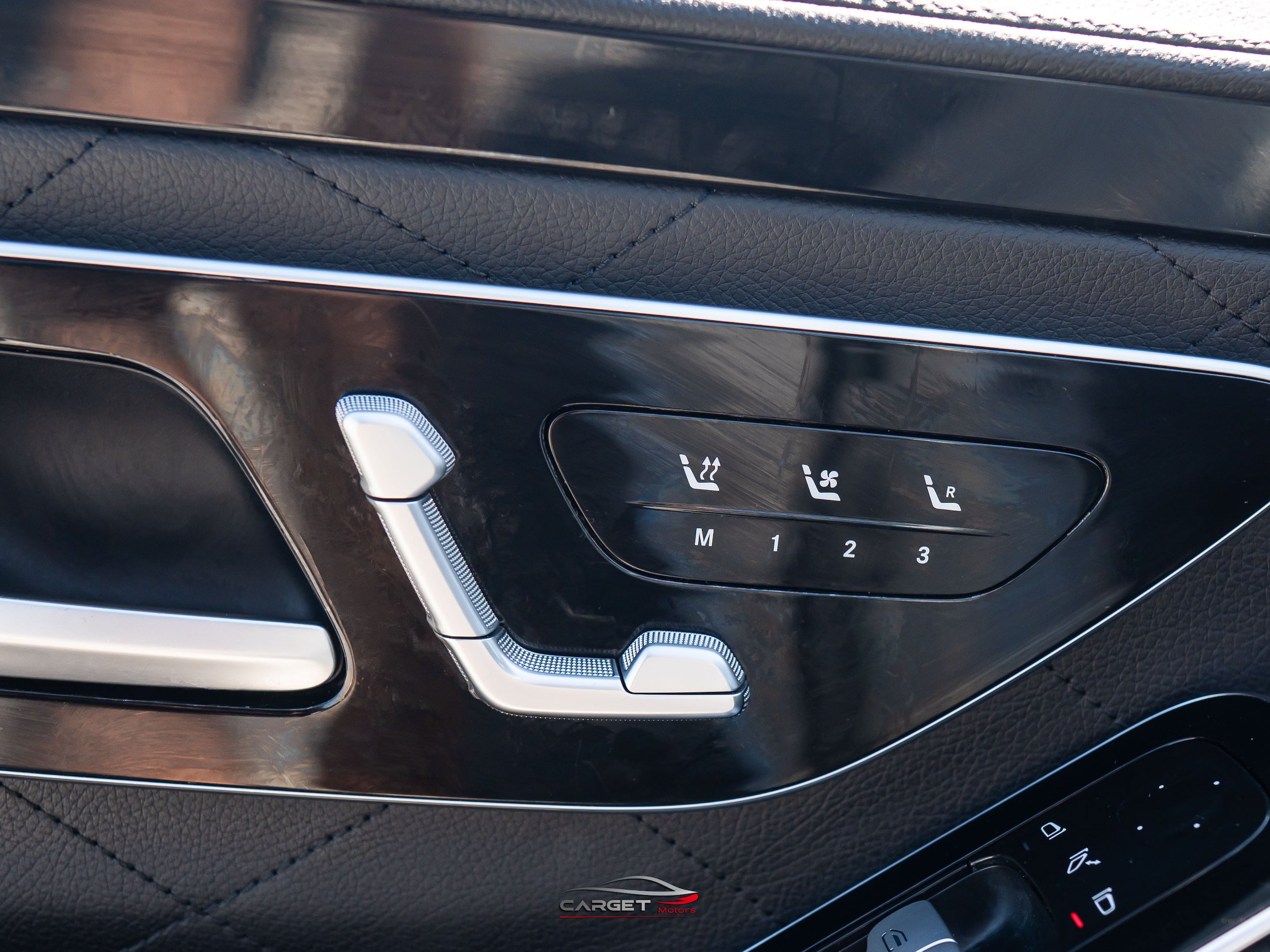 Used 2022 Mercedes-Benz S 580 4MATIC Sedan image 39