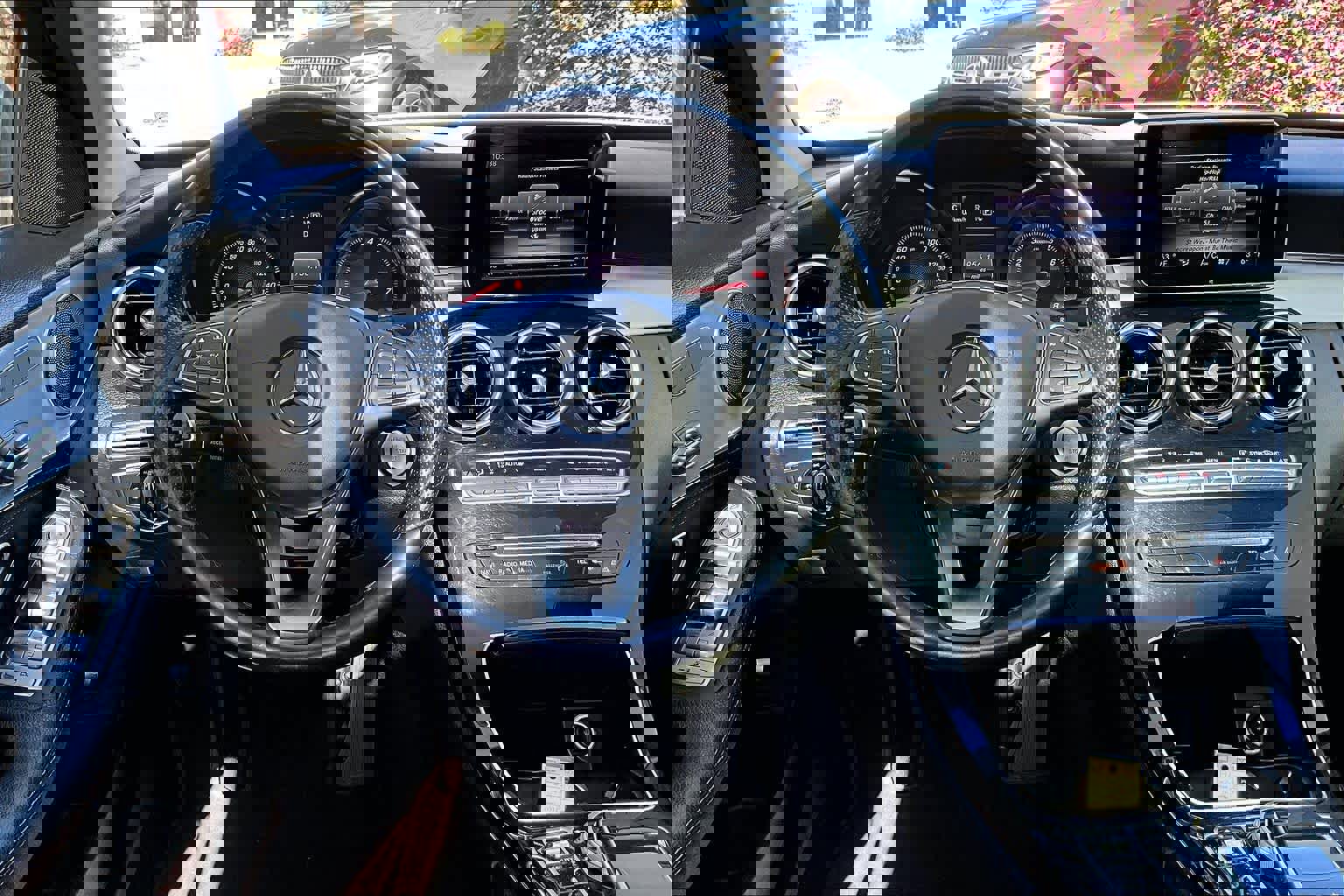 Used 2015 Mercedes-Benz C 300 4MATIC Sedan image 5